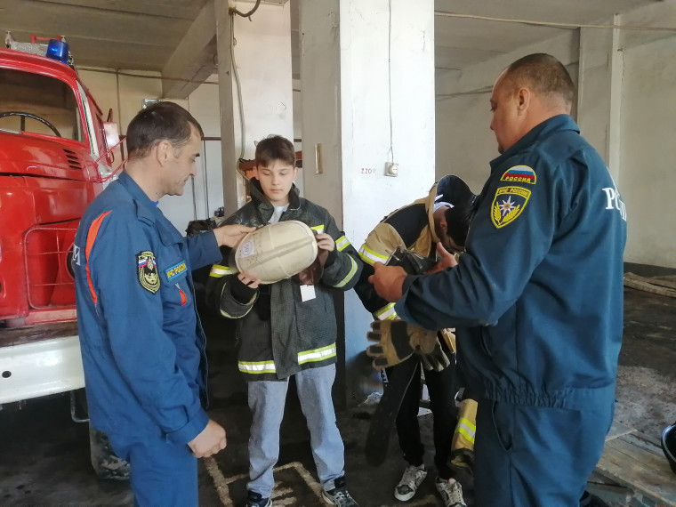 Экскурсия в ПСЧ-59.